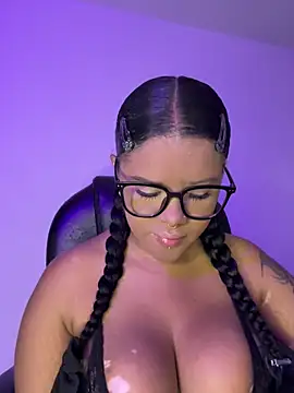 Antonella 03s online show from April 15, 2026, 3:56 am