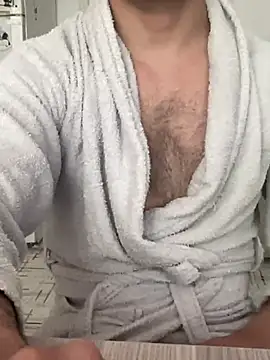 comings33 online show from April 8, 2026, 1:12 pm