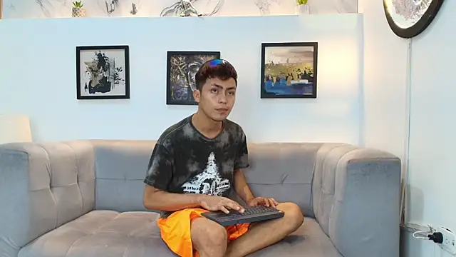 AVENGER BOYS2026 online show from January 10, 2026, 1:12 am