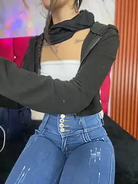 Michelle ec online show from May 18, 2026, 6:23 pm