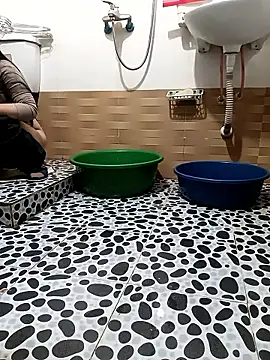 Snapshot of Tulip_Giang chatting on January 12, 2026, 4:19 am Tulip Giang online show from January 12, 2026, 4:19 am