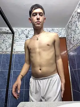 Iamcami  online show from February 13, 2026, 7:25 pm