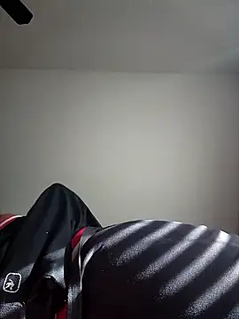 Snapshot of alexandercubo chatting on February 4, 2026, 7:09 pm alexandercubo online show from February 4, 2026, 7:09 pm