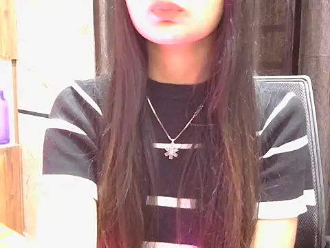 Snapshot of sweet_riyaaa chatting on February 21, 2026, 5:31 am sweet riyaaa online show from February 21, 2026, 5:31 am