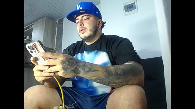 Nero VanHelsing online show from February 1, 2026, 10:52 pm