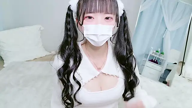 Nonn chan online show from February 19, 2026, 2:08 am