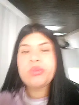 Snapshot of adhara-walk chatting on January 9, 2026, 12:45 pm adhara-walk online show from January 9, 2026, 12:45 pm