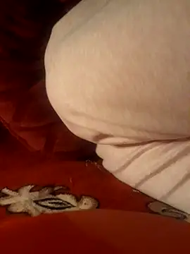 -Bunny-y online show from January 10, 2026, 2:56 pm