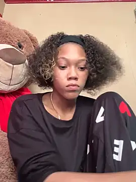 Tamiii420 online show from February 15, 2026, 4:39 pm