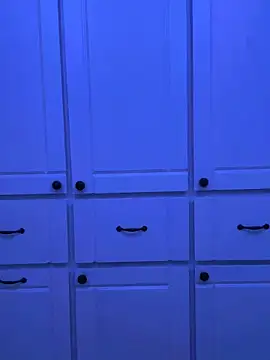 Tamiii420 online show from April 15, 2026, 1:37 pm