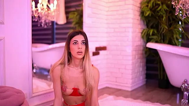 Snapshot of ItsIvyLicious chatting on February 4, 2026, 6:30 am ItsIvyLicious online show from February 4, 2026, 6:30 am