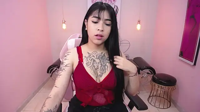 Snapshot of Adri_gomez_x chatting on April 30, 2026, 10:55 am Adri gomez x online show from April 30, 2026, 10:55 am