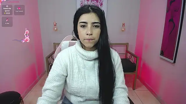 Snapshot of Adri_gomez_x chatting on May 19, 2026, 12:12 pm Adri gomez x online show from May 19, 2026, 12:12 pm