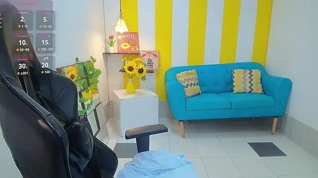 Snapshot of esmeralda_cuisman chatting on February 27, 2026, 11:43 am esmeralda cuisman online show from February 27, 2026, 11:43 am