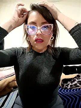 NaYa 90 online show from January 15, 2026, 2:37 am