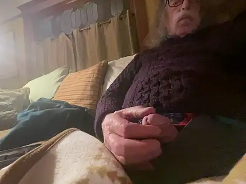 Snapshot of LickYourYoni chatting on February 3, 2026, 6:40 am LickYourYoni online show from February 3, 2026, 6:40 am