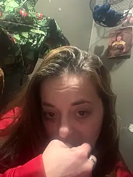 tightpussy694u online show from January 7, 2026, 10:15 pm