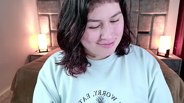 azul veraa online show from April 11, 2026, 12:09 pm