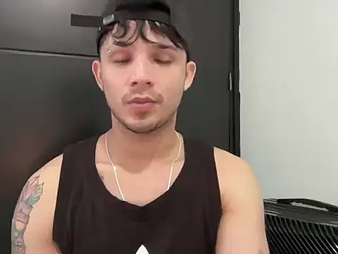 Snapshot of bigjacksonxh chatting on January 7, 2026, 9:42 pm bigjacksonxh online show from January 7, 2026, 9:42 pm