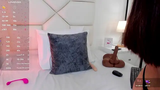 Snapshot of SofiaBank chatting on February 6, 2026, 3:13 am SofiaBank online show from February 6, 2026, 3:13 am