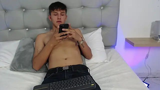 Snapshot of johnny_blake_ chatting on January 10, 2026, 5:19 pm johnny blake online show from January 10, 2026, 5:19 pm