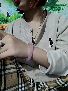 Snapshot of -LunaLust chatting on February 5, 2026, 3:08 pm -LunaLust online show from February 5, 2026, 3:08 pm