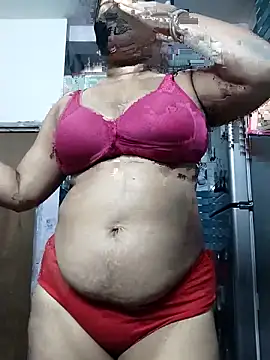 pinkisaha75 online show from April 8, 2026, 2:18 pm