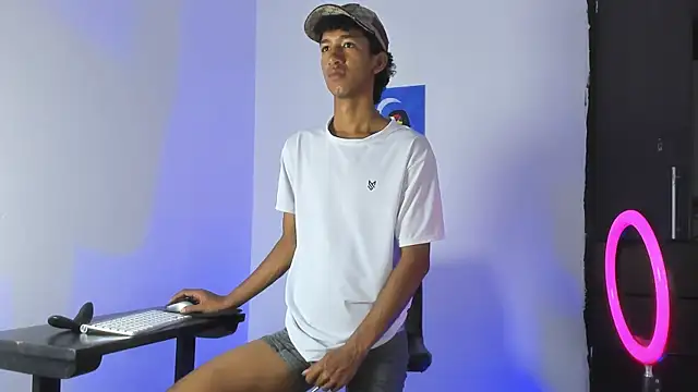neitan miller  online show from June 11, 2026, 1:19 pm