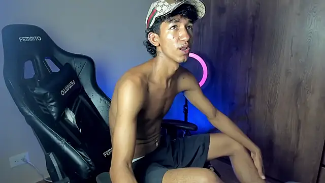 neitan miller  online show from January 18, 2026, 4:05 am