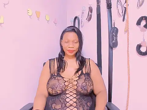 Snapshot of indian_queenBxoxo chatting on January 12, 2026, 6:42 am indian queenBxoxo online show from January 12, 2026, 6:42 am