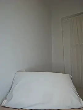 Angelmoon04 online show from April 13, 2026, 2:48 am