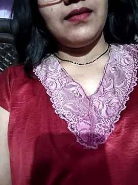 Nilam cute online show from March 6, 2026, 2:45 pm