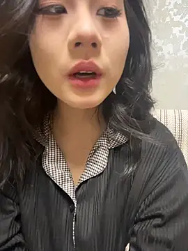 Uli a online show from January 8, 2026, 5:52 pm