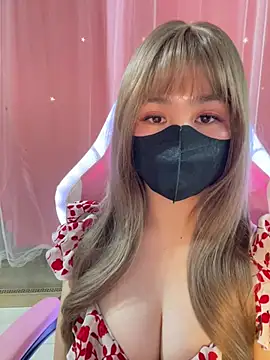 Snapshot of -Violet-t chatting on January 12, 2026, 2:40 am -Violet-t online show from January 12, 2026, 2:40 am