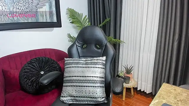 VictoriaPaker online show from March 12, 2026, 11:36 am