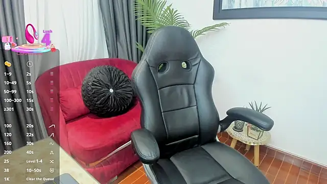 VictoriaPaker online show from March 31, 2026, 11:12 am