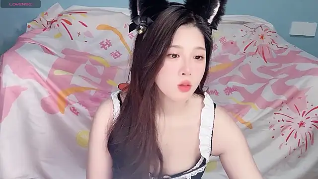 Starlets77 online show from February 8, 2026, 9:51 am