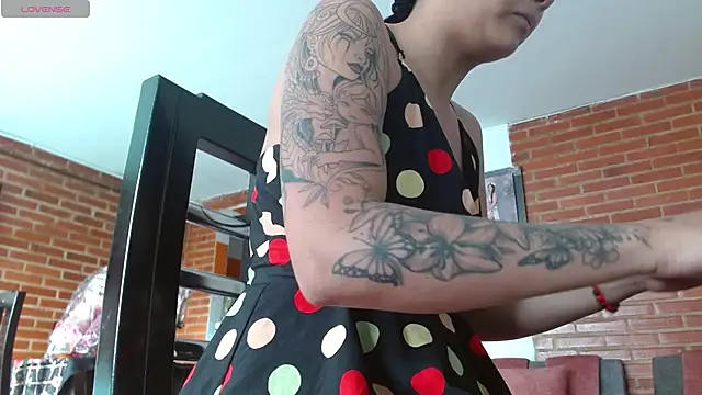 Lia rouse04 online show from February 21, 2026, 1:02 pm