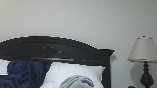 ASH Blondie Slut online show from March 21, 2026, 9:47 am