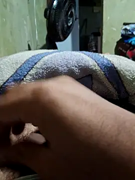 Utaca02 online show from February 13, 2026, 11:27 pm