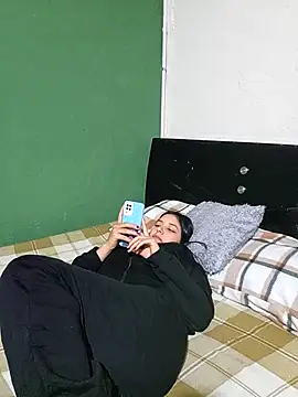 Babylux 9 online show from March 16, 2026, 4:20 am