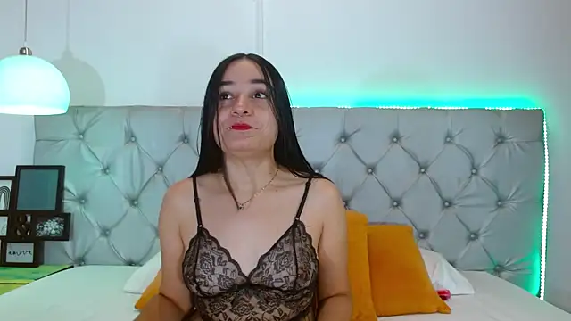 Snapshot of serenvahl chatting on January 15, 2026, 1:36 pm serenvahl online show from January 15, 2026, 1:36 pm