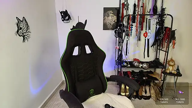 ariannaconnor  online show from March 25, 2026, 2:05 pm