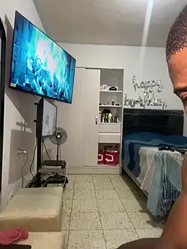 Snapshot of thegoat767 chatting on February 3, 2026, 10:48 pm thegoat767 online show from February 3, 2026, 10:48 pm