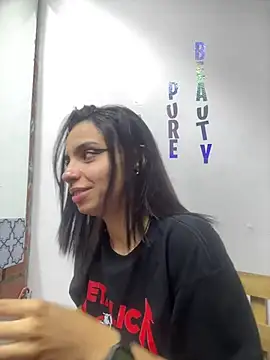 Electra Darkk online show from March 21, 2026, 3:49 pm