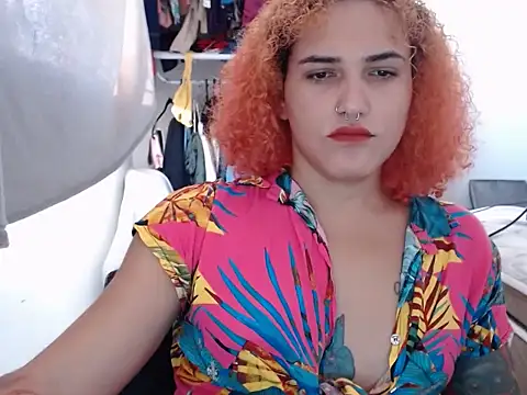 Queen Domme de paus online show from May 6, 2026, 7:18 pm