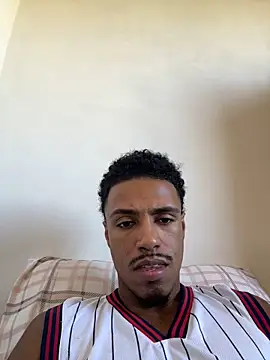 LorenzoBlack27 online show from April 6, 2026, 2:07 pm