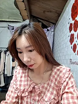 Adela-222 online show from April 15, 2026, 12:49 am