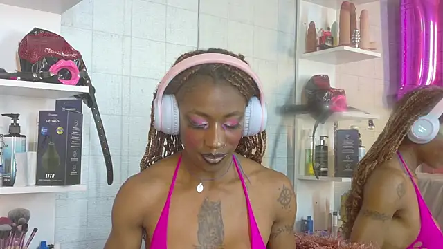 DaniaMarcell online show from February 20, 2026, 3:58 am