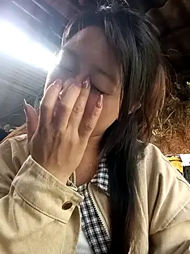 Mayly lucky2 online show from March 18, 2026, 2:26 am